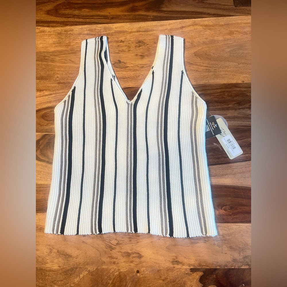RD style tank top brand new